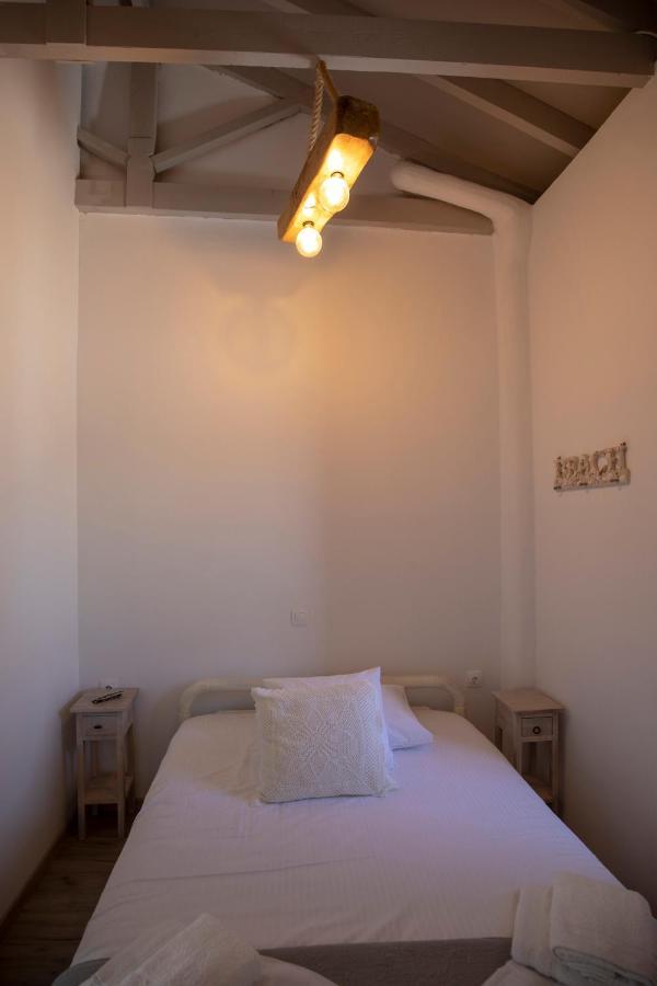 Thea Menetes Apartment Menetai Exterior photo